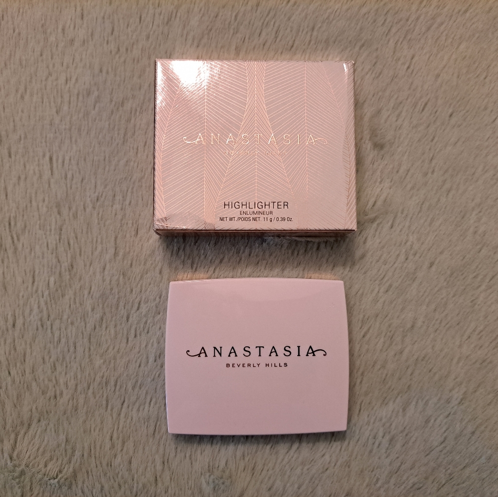 ABH ANASTASIA BEVERLEY HILLS ICED OUT HIGHLIGHTER